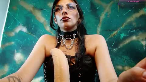 Snapshot of julieth_sex1 chatting on 8, 9, 2025 online show from 8, 9, 2025