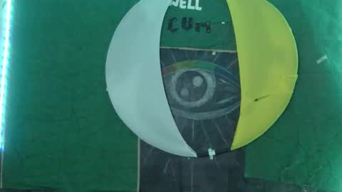 Julieth Wolf online show from 21, 1, 2025