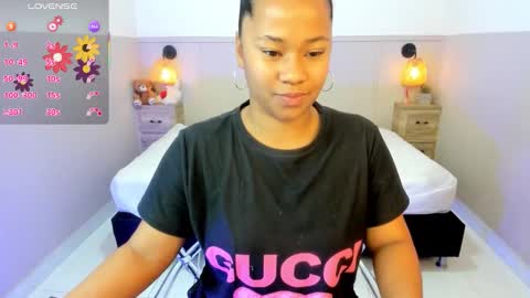 Julieth Julie online show from 23, 11, 2025