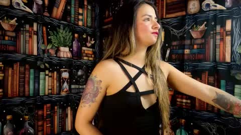 Julietta Jackson online show from 18, 11, 2025