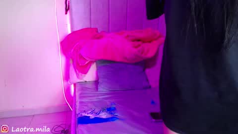 IG mila delux online show from 4, 10, 2025