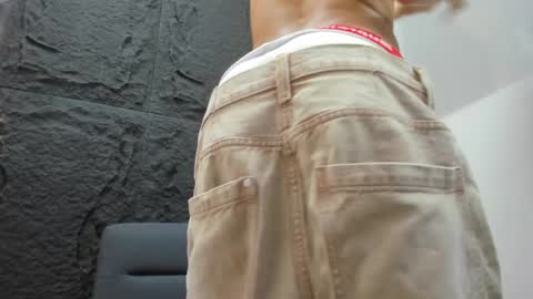 Snapshot of julii_rico chatting on 13, 4, 2026 JULI online show from 13, 4, 2026