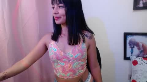 Juliieth Miller online show from 9, 3, 2025