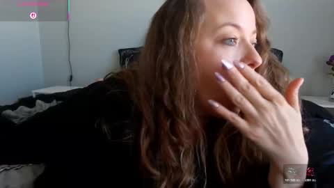 Juli Monroe online show from 5, 1, 2026