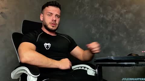 JULiUS   online show from 4, 3, 2026