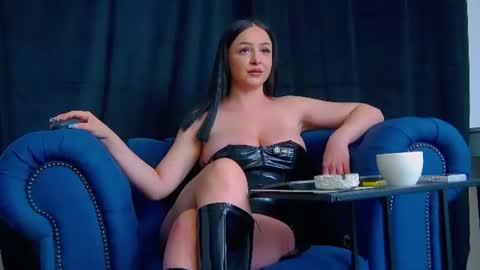 Snapshot of julliamilerrr chatting on 1, 8, 2026 Julia online show from 1, 8, 2026