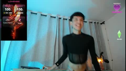 Snapshot of jullian_ricci chatting on 7, 11, 2025 jullian online show from 7, 11, 2025