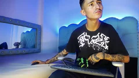 Snapshot of jullian_ricci chatting on 6, 2, 2026 jullian online show from 6, 2, 2026