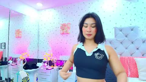 Snapshot of jullietareyes chatting on 27, 5, 2026 Julieta Reyes online show from 27, 5, 2026