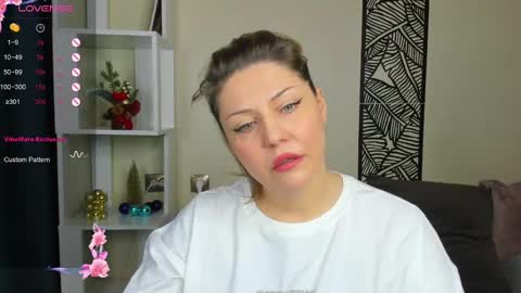 Jully online show from 8, 12, 2024