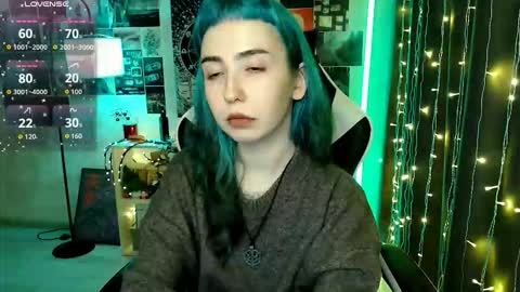 Snapshot of julscinamon chatting on 21, 2, 2026 Baroness Von Cringe online show from 21, 2, 2026