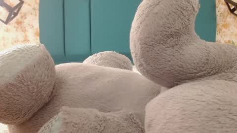 Julietha  online show from 6, 3, 2025