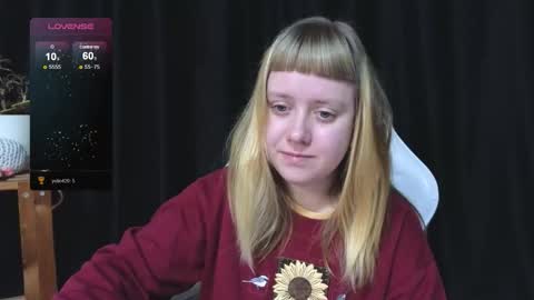 Snapshot of june_shy0 chatting on 27, 11, 2025 June online show from 27, 11, 2025