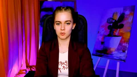 junewoods online show from 30, 3, 2026