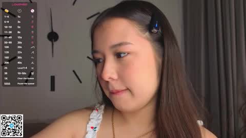 Bella online show from 14, 10, 2025