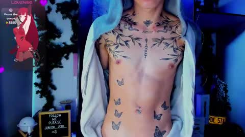 Snapshot of juniior0_0 chatting on 28, 2, 2025 Junior online show from 28, 2, 2025