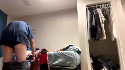 Snapshot of junosphboi chatting on 2, 10, 2025 junosphboi online show from 2, 10, 2025