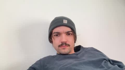 just_a_guy_with_a_big_cock online show from 6, 1, 2026