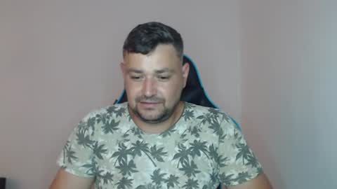 Snapshot of just_a_nice_guy_27 chatting on 31, 7, 2026 Alex online show from 31, 7, 2026