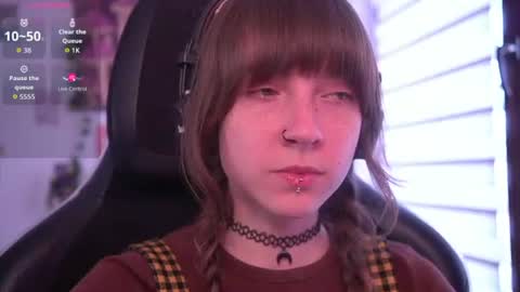 Snapshot of just_busking chatting on 16, 6, 2026 Julia online show from 16, 6, 2026