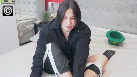 Snapshot of just_gay_ chatting on 4, 2, 2025 just_gay_ online show from 4, 2, 2025