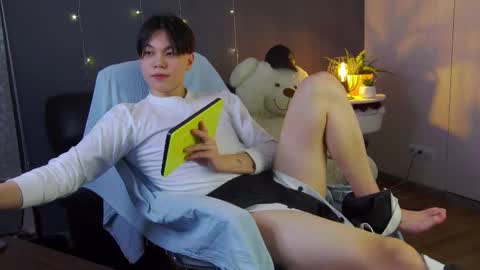 Snapshot of just_gay_ chatting on 14, 2, 2025 just_gay_ online show from 14, 2, 2025