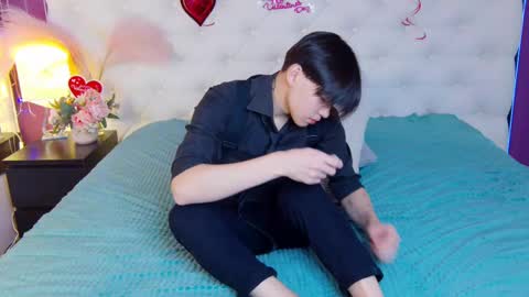 Snapshot of just_gay_ chatting on 19, 2, 2025 just_gay_ online show from 19, 2, 2025
