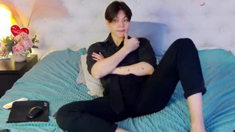 Snapshot of just_gay_ chatting on 19, 2, 2025 just_gay_ online show from 19, 2, 2025