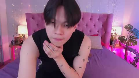 Snapshot of just_gay_ chatting on 8, 3, 2025 just_gay_ online show from 8, 3, 2025