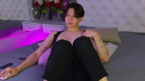 Snapshot of just_gay_ chatting on 9, 3, 2025 just_gay_ online show from 9, 3, 2025