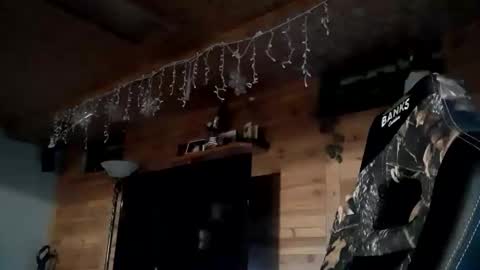 just_hangin_around online show from 6, 10, 2025