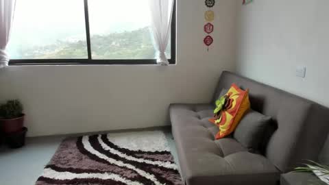 Sofia online show from 7, 3, 2025