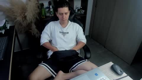 know me online show from 22, 10, 2025