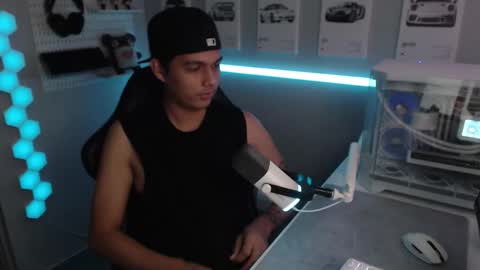 Snapshot of justagamerxxx chatting on 17, 11, 2025 Rhys online show from 17, 11, 2025