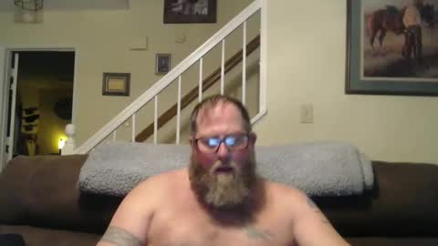 Snapshot of justaguyandnaked chatting on 1, 1, 2025 justaguyandnaked online show from 1, 1, 2025