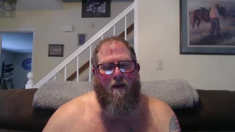 Snapshot of justaguyandnaked chatting on 6, 1, 2025 justaguyandnaked online show from 6, 1, 2025