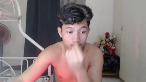 Cyril online show from 4, 2, 2026