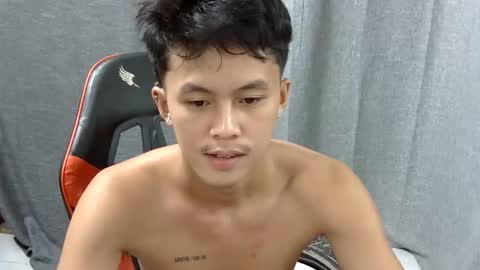 Snapshot of justcallme_james chatting on 20, 5, 2026 James online show from 20, 5, 2026