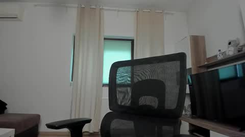 Snapshot of justchloex chatting on 27, 10, 2025 Chloe online show from 27, 10, 2025