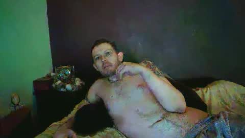 Snapshot of justclickthis chatting on 31, 5, 2026 justclickthis online show from 31, 5, 2026