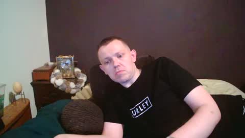 Snapshot of justclickthis chatting on 25, 6, 2026 justclickthis online show from 25, 6, 2026