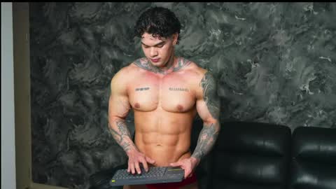 justin clark1 online show from 31, 5, 2026