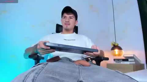 Justin online show from 13, 12, 2025