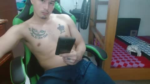 Snapshot of justin_taylor02 chatting on 3, 10, 2025 justin_taylor02 online show from 3, 10, 2025