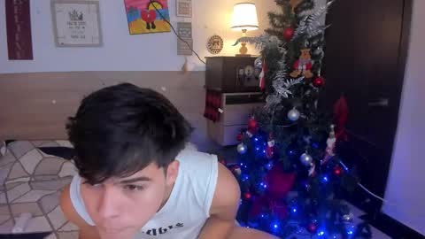 Snapshot of justinbiler chatting on 14, 12, 2025 Justin online show from 14, 12, 2025