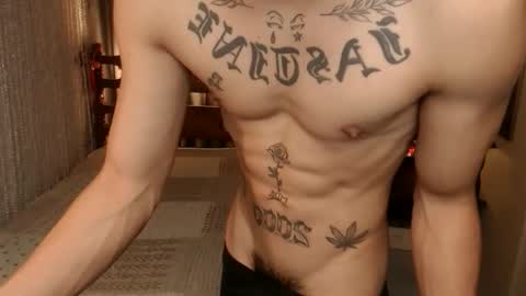 justine_hunk online show from 26, 2, 2026