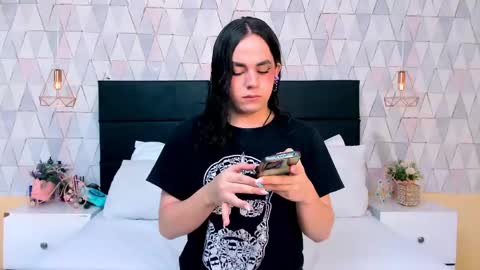 Justine online show from 16, 4, 2026