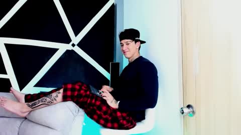 justinfuller_31 online show from 20, 10, 2025