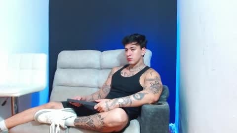 justinfuller_31 online show from 24, 4, 2026