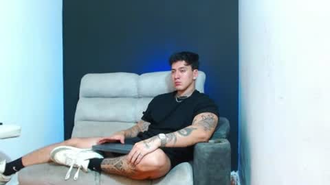 Snapshot of justinfuller_31 chatting on 7, 7, 2026 justinfuller_31 online show from 7, 7, 2026